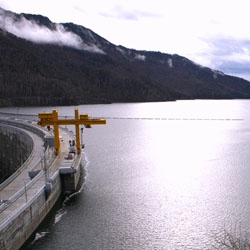 111 тысяч кубометров древесины извлечено из водохранилища СШГЭС
