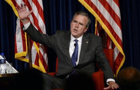 Джеб Буш: влияние США должно подкрепляться военной мощью