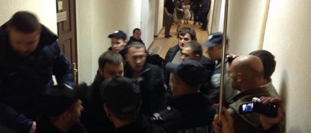Во время заседания по делу Мосийчука произошла драка (видео)