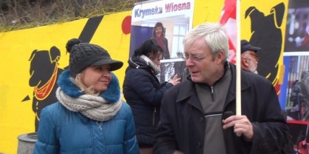 "Посвящение Крымской весне": в центре Варшавы прошла выставка о Крыме