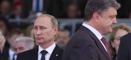 Путину задали вопрос, спас бы он тонущего Порошенко