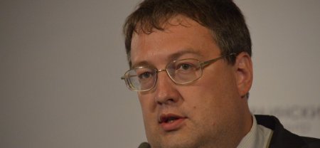 Шустер посоветовал Геращенко «контролировать понос»