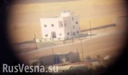Курды опубликовали кадры корректируемого авиаудара ВВС США по объекту ИГИЛ в Алеппо (ВИДЕО)