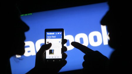 Глава Роскомнадзора назвал цензурную политику Facebook неправильной