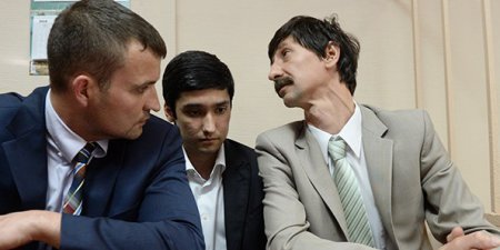 Суд признал сына вице-президента "Лукойла" виновным в оскорблении полицейских