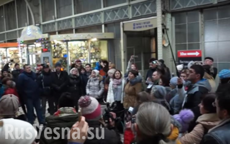 Песенный флешмоб подхватили в Мелитополе и Санкт-Петербурге (ВИДЕО)