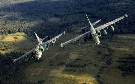 Неубиваемый «Грач»: бронированный Су-25 ничто не заменит