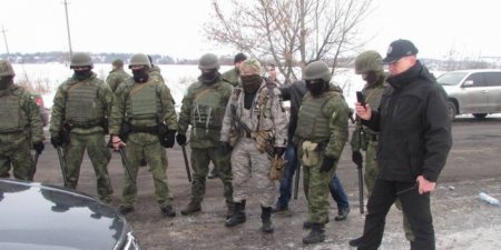 На Донбассе начался штурм позиций торговой блокады, есть пострадавшие