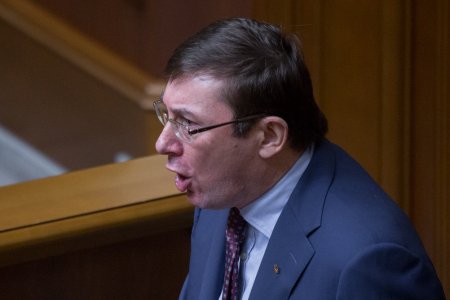 ГПУ хочет снять неприкосновенность с депутатов Дейдея, Лозового и Бобова