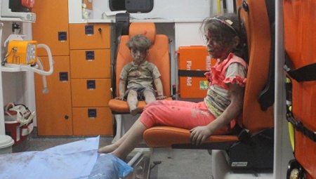 Семья ребенка, названного СМИ "символом страданий Алеппо", поддержала Асада
