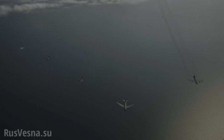 ВАЖНО: Новые кадры перехвата американских стратегических бомбардировщиков над Балтикой (ФОТО)