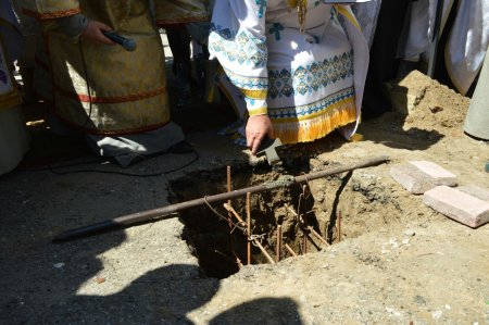 Под Одессой заложили капсулу на месте строительства храма раскольнического Киевского патриархата