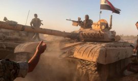 Сирийская армия в долине Евфрата подвергается обстрелам СДС и ИГИЛ