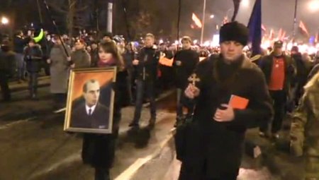 На Украине прошел масштабный марш националистов УПА, призвавший героизировать Бандеру и Шухевича