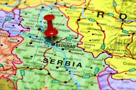 Сербия должна выбрать. «На нас давят со всех сторон. И возможно, больше, чем когда-либо»