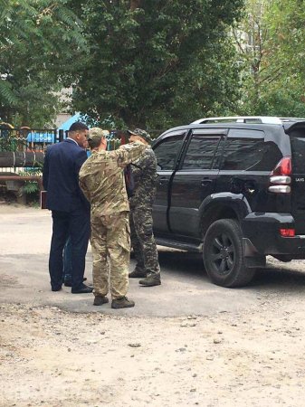 Это Украина: в Николаеве сын-школьник попытался взорвать отца-депутата (ФОТО, ВИДЕО)