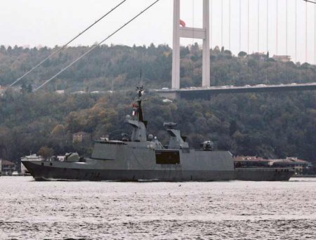 Французский "фрегат-невидимку" заметили в Черном море