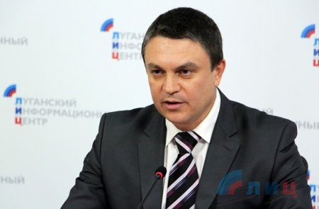 Глава ЛНР Плотницкий написал заявление об отставке. Пасечник — и.о. главы ЛНР