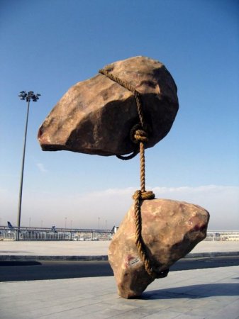 Скульптуры которые бросают вызов гравитации