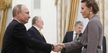 Песков: Путин поручил проработать прошение Собчак о помиловании 16 человек