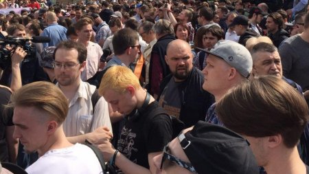 У Навального появилась оппозиция (ФОТО)