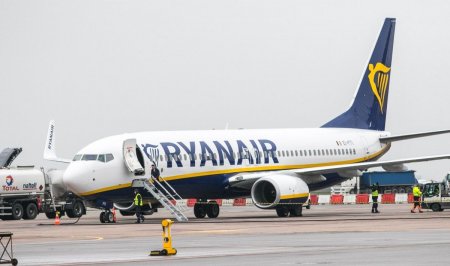 На Кипре из-за украинца задержали вылет двух самолетов