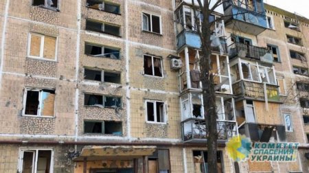 Каратели обстреляли запад Донецка, поврежден жилой дом, пострадала мирная жительница