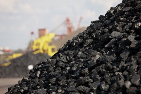 В борьбе за энергонезависимость Польша закупает дешевый российский уголь