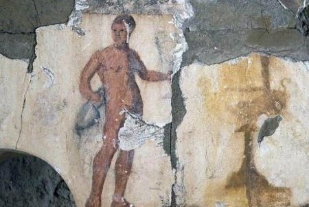 2000-летняя гробница с необычной фреской найдена в Италии