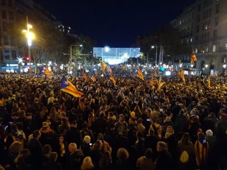 В ходе протестов в Каталонии пострадало более 60 человек