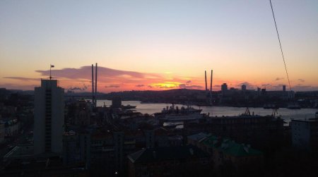 Коллапс в Новый год: Кровавый рассвет над Владивостоком ознаменовал гибель Земли от Нибиру - уфологи