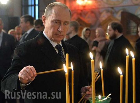 Путин прибыл на рождественскую службу в Спасо-Преображенский собор (ВИДЕО)
