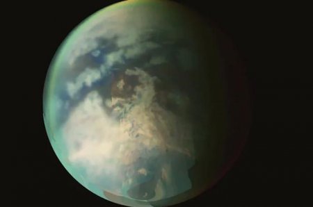 «Улетают в панике от Нибиру»: Морозные пришельцы с луны Сатурна заполоняют Землю-уфологи