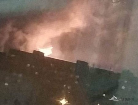 Зарево пожара на «Азовстали» освещает секреты олигарха Ахметова