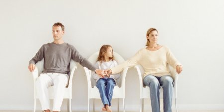 Развод без проблем: Психолог рассказала, как вести себя родителям, чтобы не травмировать детей
