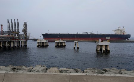 Кто и зачем взорвал нефтяные танкеры в Фуджейре