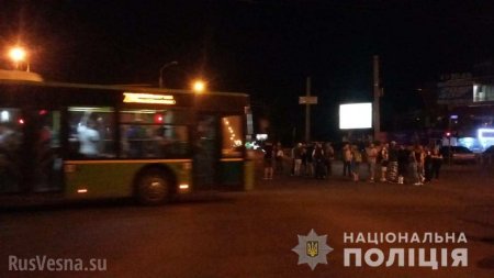 Кровавое массовое побоище в Харькове: Боевики Нацкорпуса и «атошники» не поделили ТЦ (ФОТО 18+)