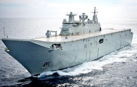 Какие корабли нужны России вместо «Мистралей»