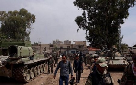 Сирийская армия сосредотачивает силы для контрудара по боевикам в районе Кафр-Набуда