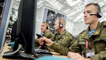 Россия испытывает военный Интернет