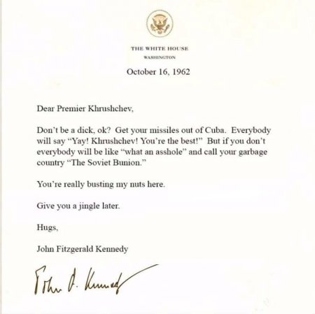 Клинтон поиздевалась над посланием Трампа Эрдогану, показав аналогичное «письмо Хрущёву» (ФОТО)