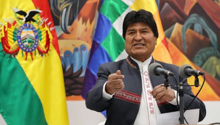 В Боливии продолжаются беспорядки | Эво Моралес сообщил о попытке переворота и призвал боливийцев к сплочению