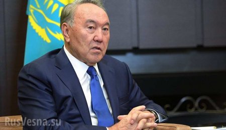 Назарбаев заявил, что Зеленский согласен на встречу с Путиным в Казахстане
