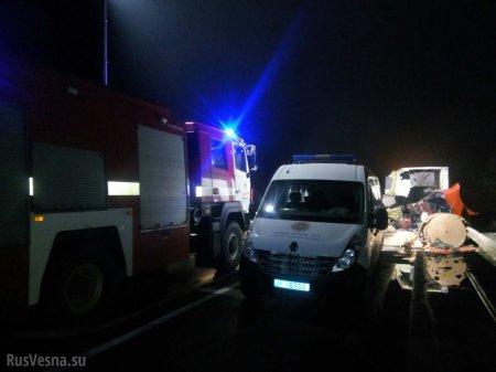 Авария пассажирского автобуса Херсон — Москва: есть погибшие и раненые (+ВИДЕО, ФОТО)
