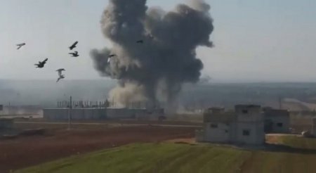 Авиация третьи сутки бомбит "идлибскую зону". Сирийцы говорят о скором наступлении