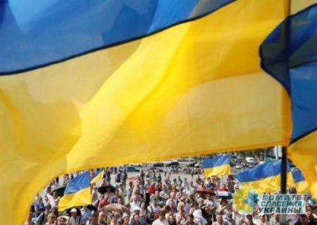 Порошенко и его банда незаконно посягнули на нейтральный статус Украины