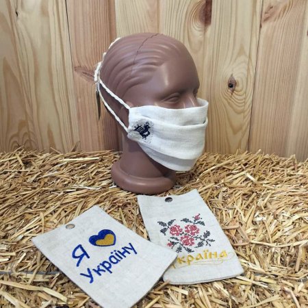 «Свидомитские намордники»: на Украине шьют безумные нацистские маски-вышиванки из-за коронавируса (ФОТО)
