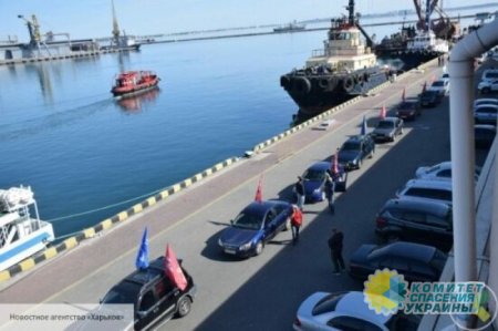 Бандеровцы в Одессе заблокировали автопробег в честь Дня Победы