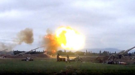 Адская ночь в Карабахе: Азербайджан заявил об уничтожении десятков единиц техники и вооружения (ВИДЕО)
