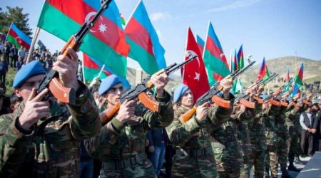 Лачинский коридор должен быть передан Азербайджану, — Алиев